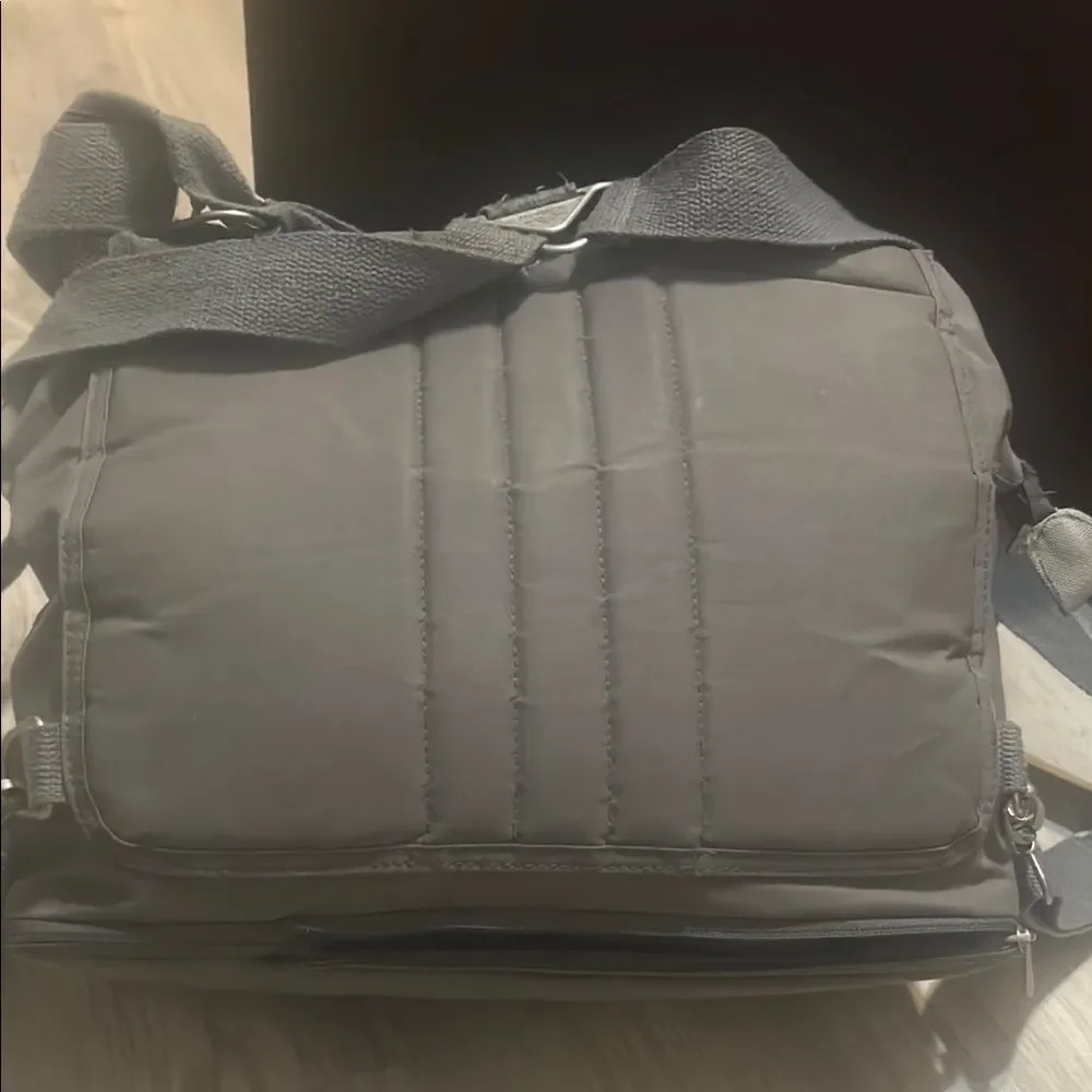 Humble bee 🐝 diaper bag preloved